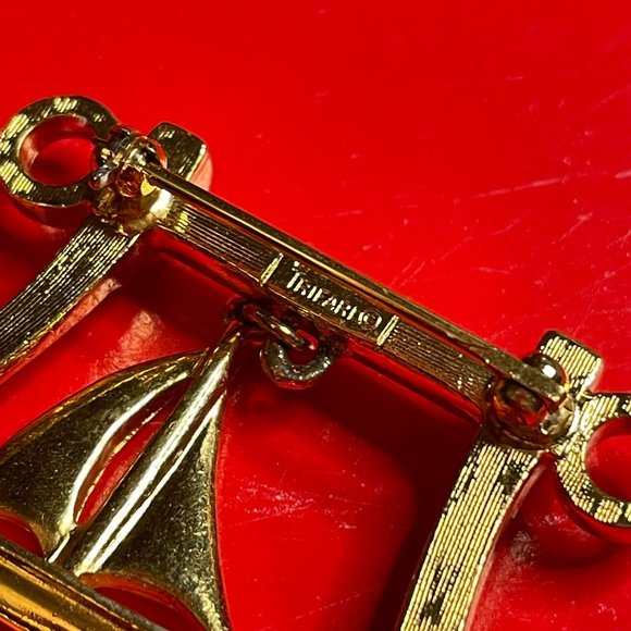 VTG Trifari Sail Boat Pin (Gold Tone) - Picture 6 of 8